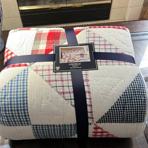 Daniel Cremieux Bedding Cremieux Bailey King Size Quilt Mini Set Poshmark